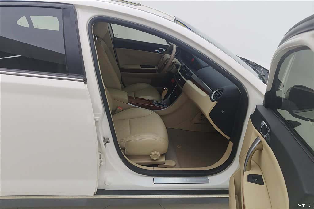 Roewe 550, 2012 8