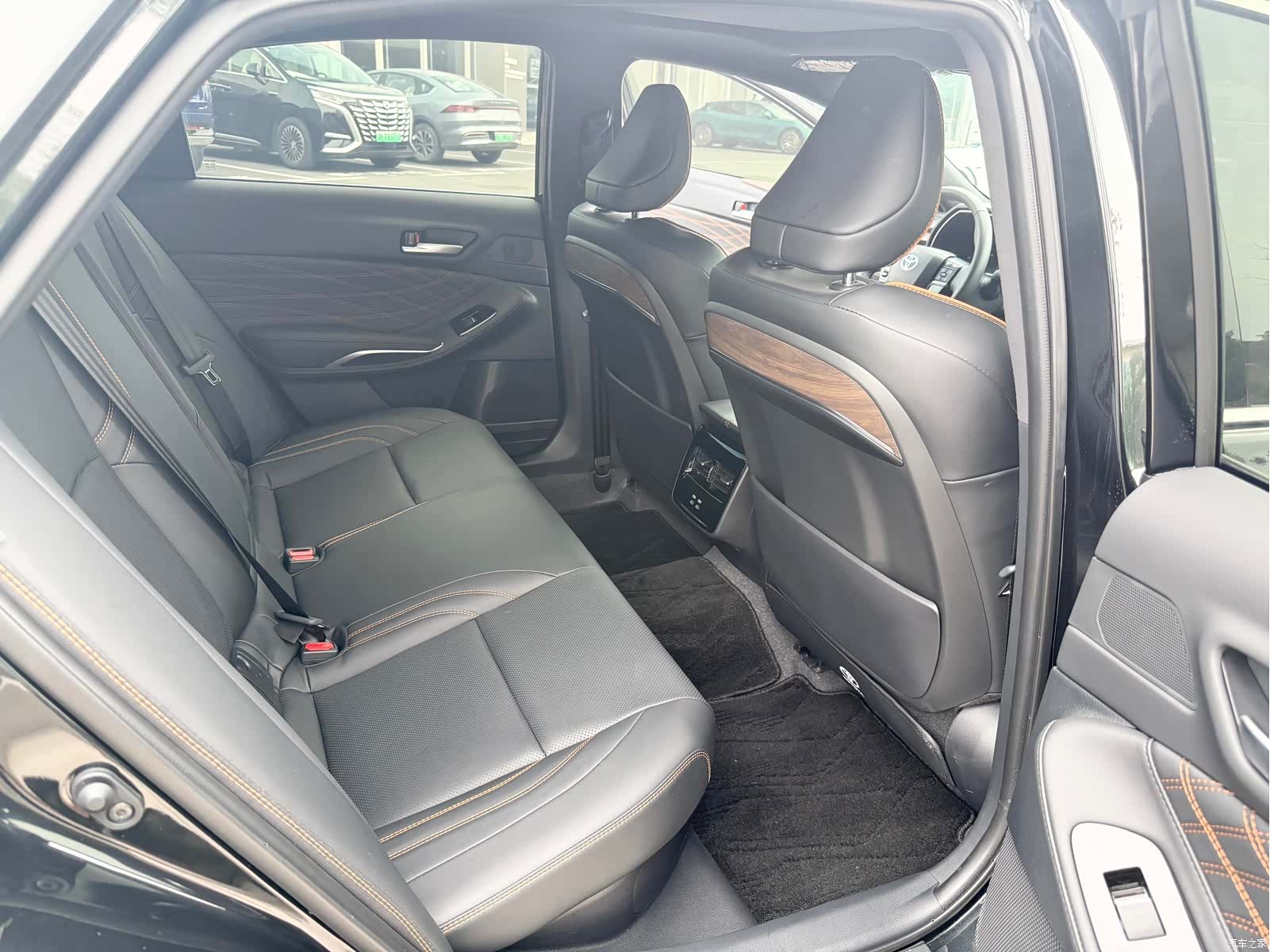 Toyota Avalon, 2025 13