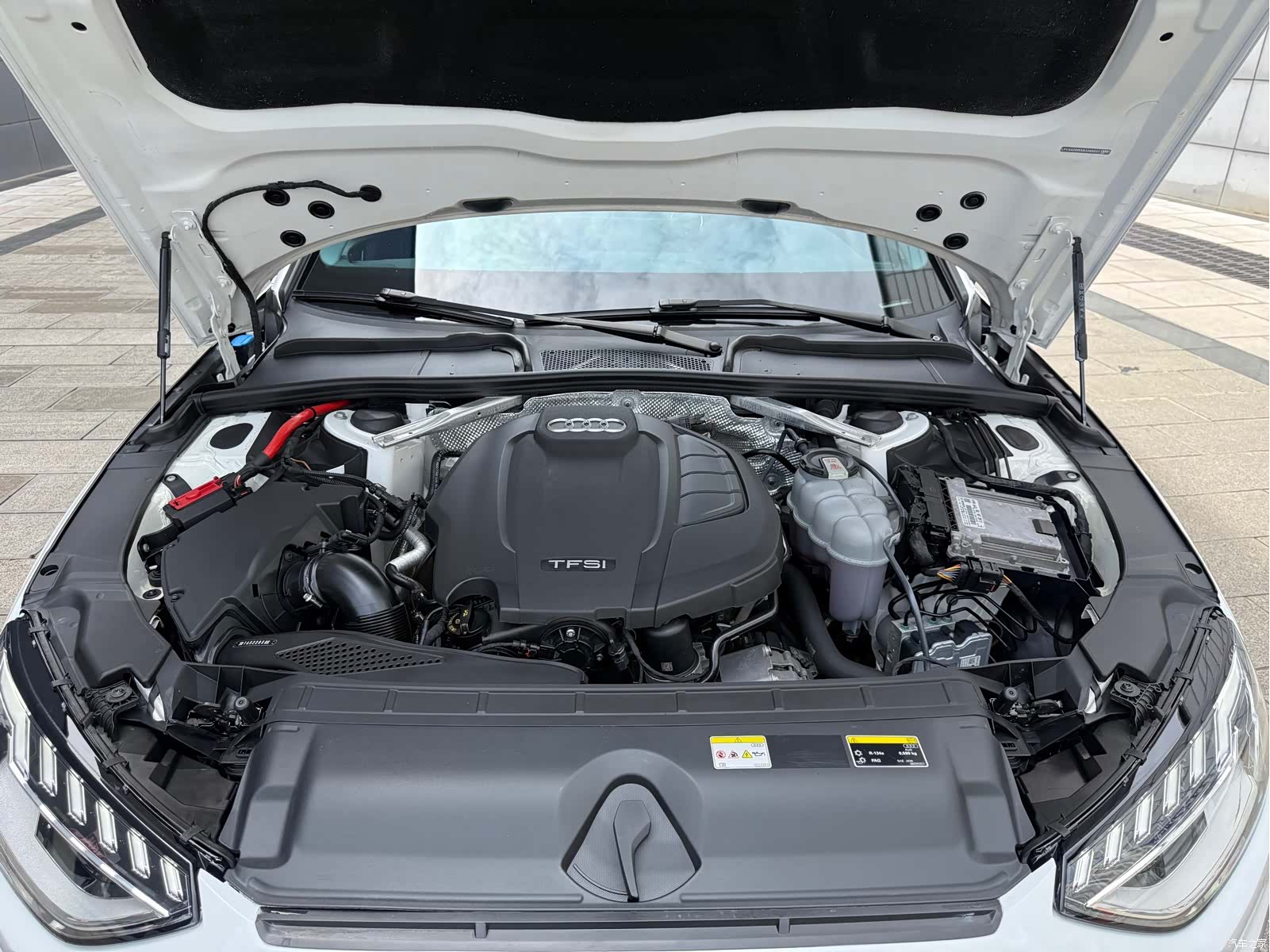 Audi A4L, 2022 11