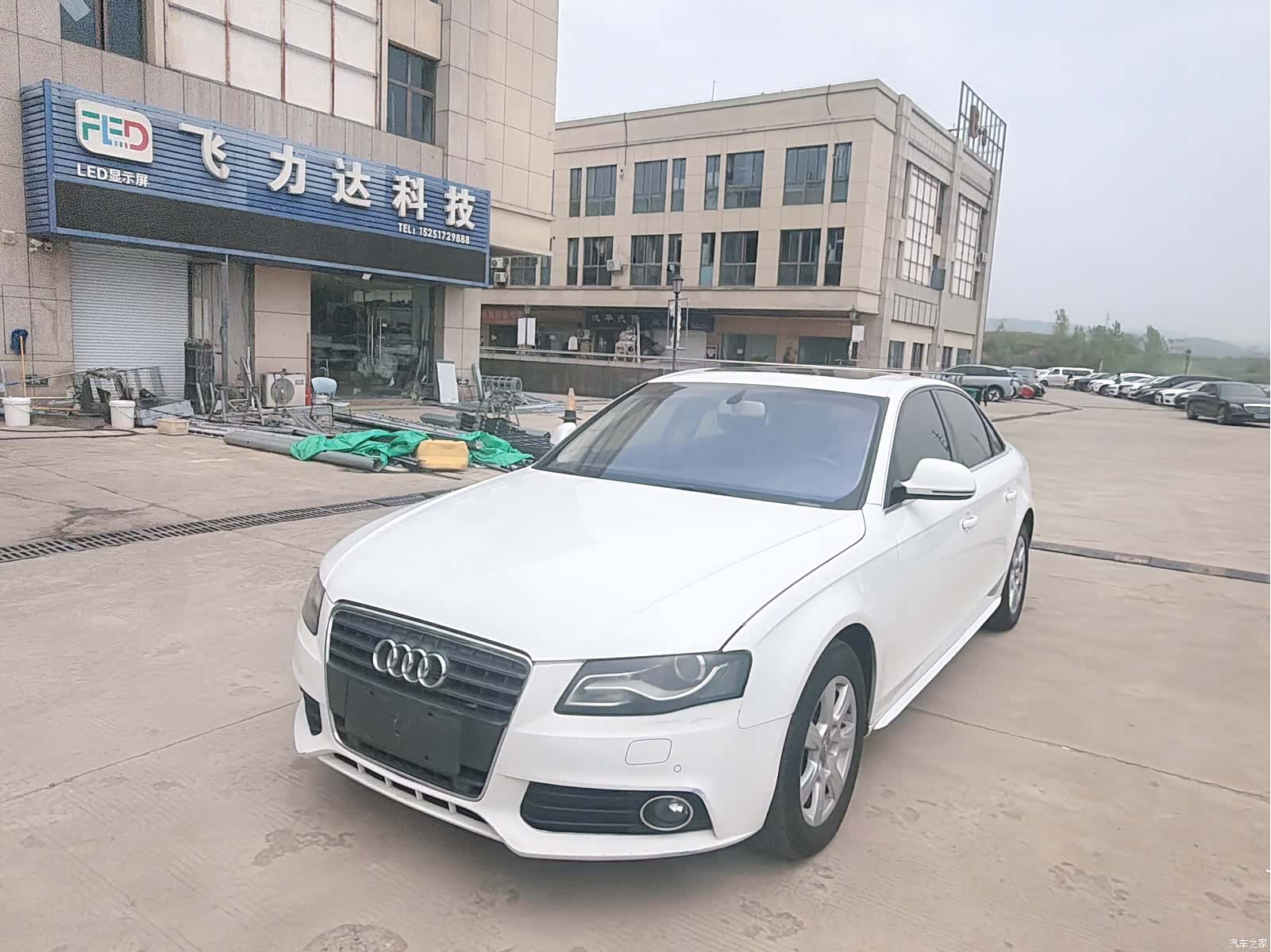 Audi A4L, 2011 2