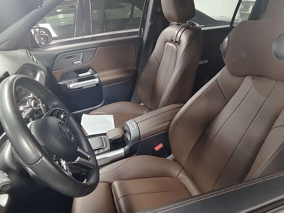 Mercedes-Benz GLB Mercedes-Benz GLB
