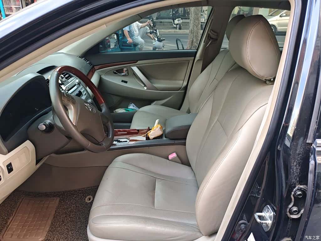 Toyota Camry, 2016 8