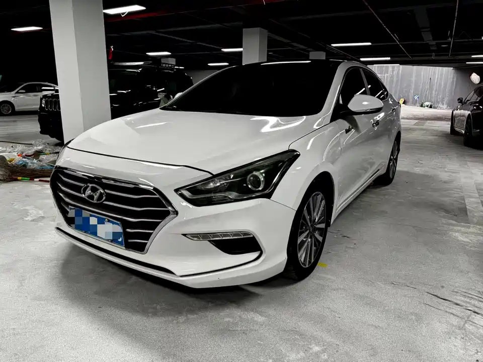 Hyundai Name picture