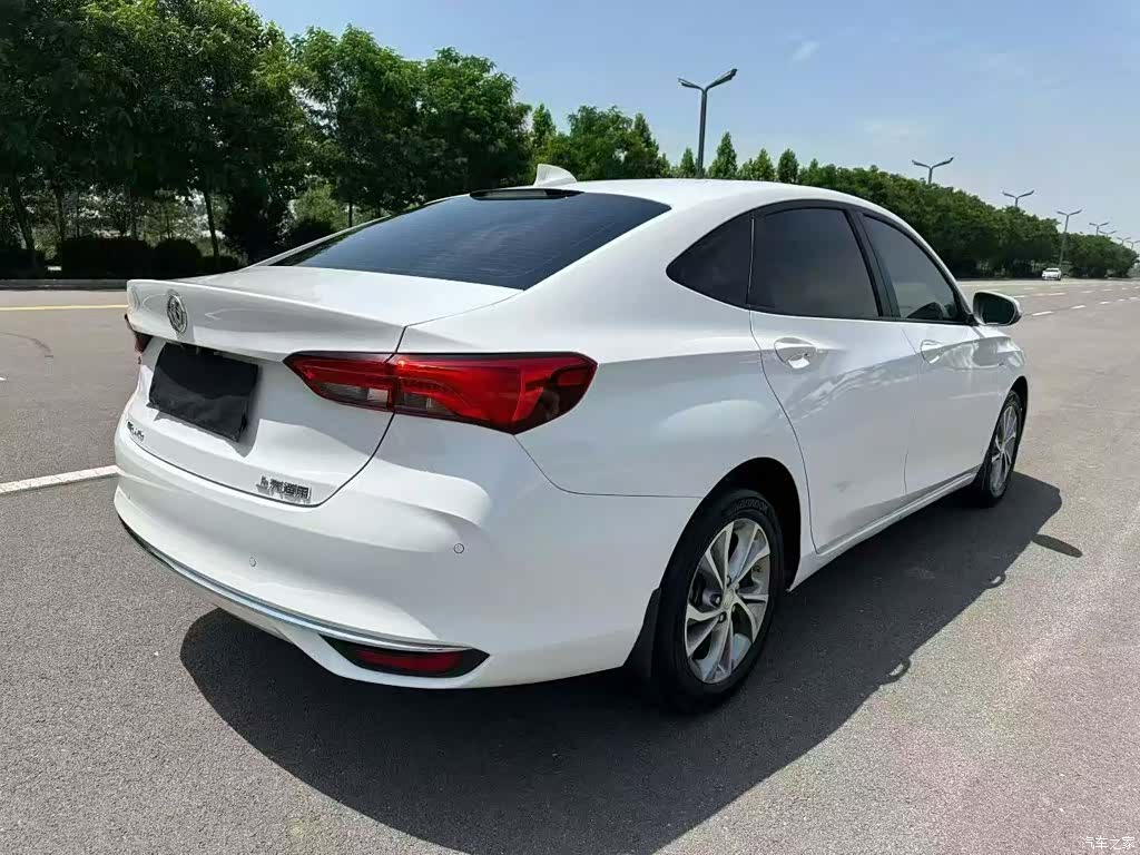 Buick Verano, 2022 7