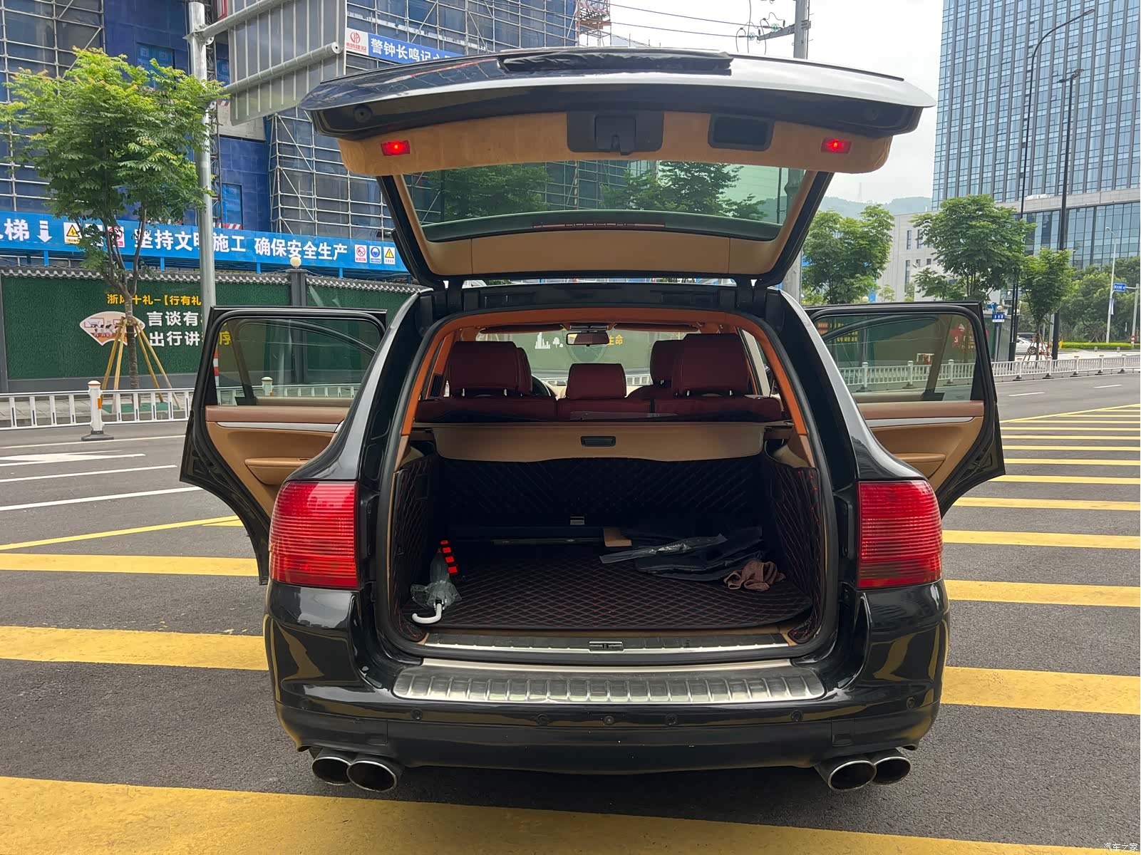 Porsche Cayenne, 2006 9