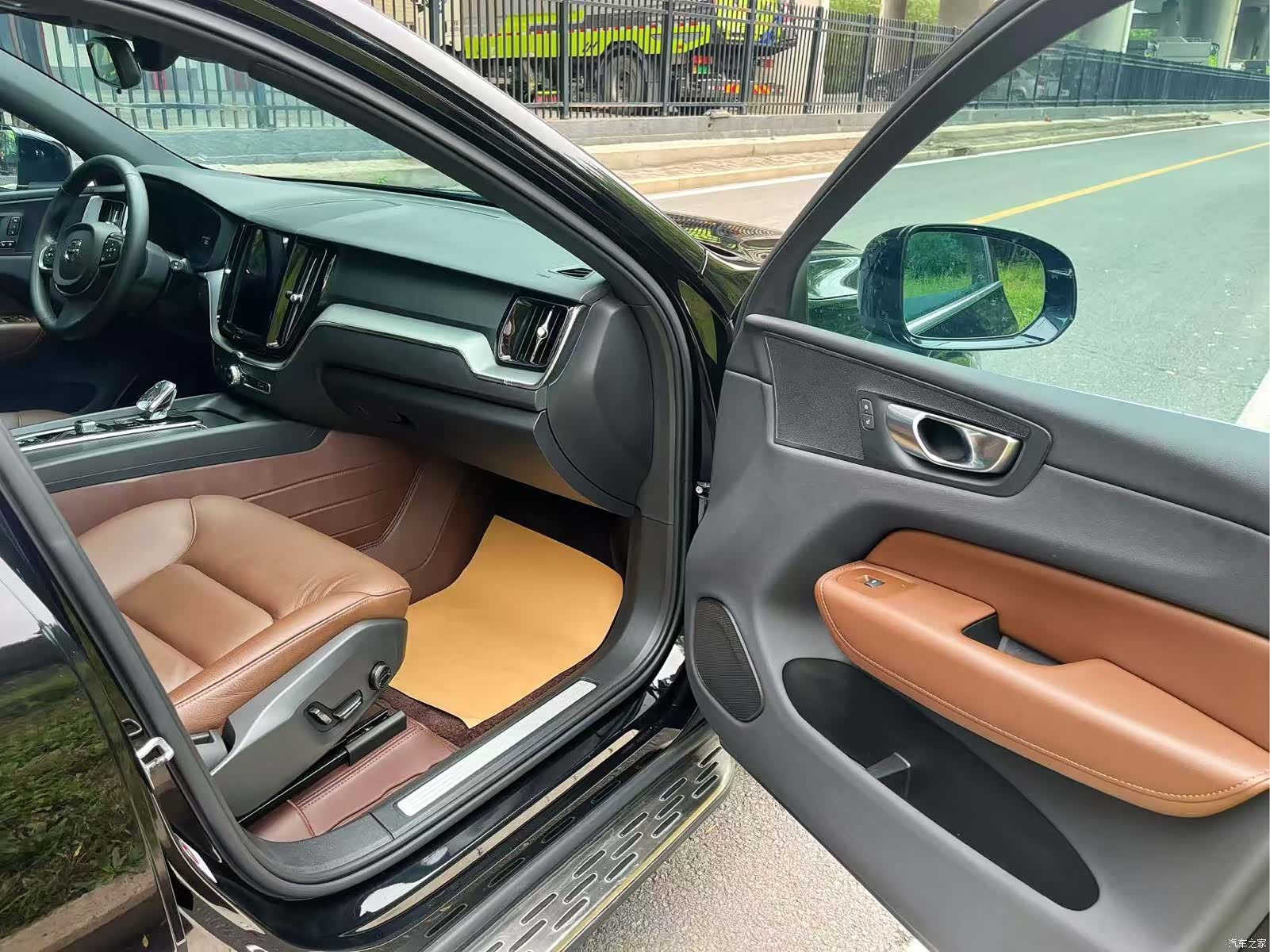 Volvo XC60, 2023 13