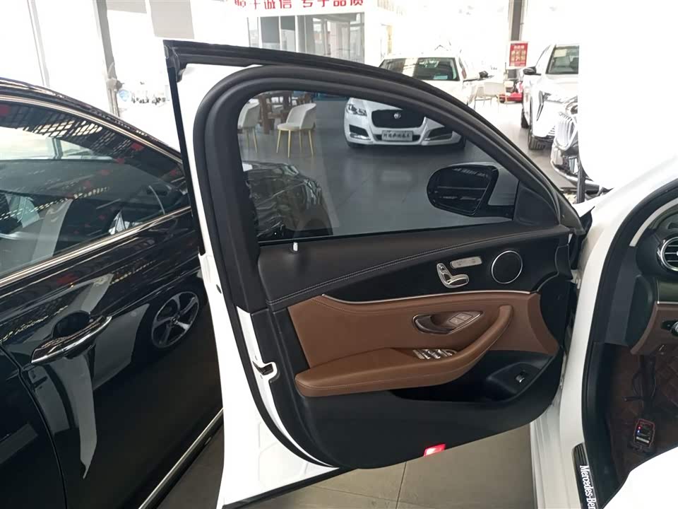 Mercedes-Benz E-class Mercedes-Benz E-class