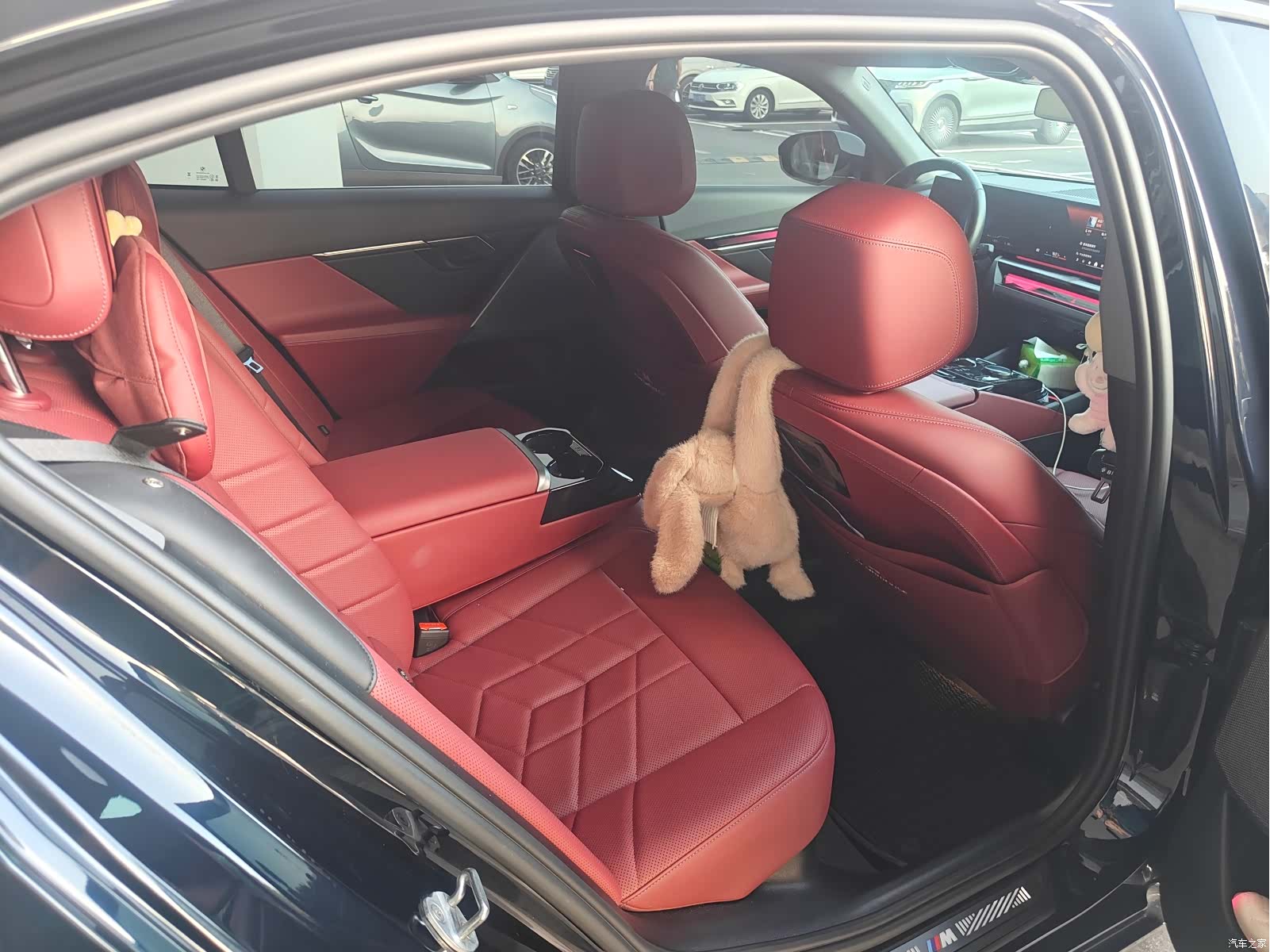 BMW i5, 2025 8