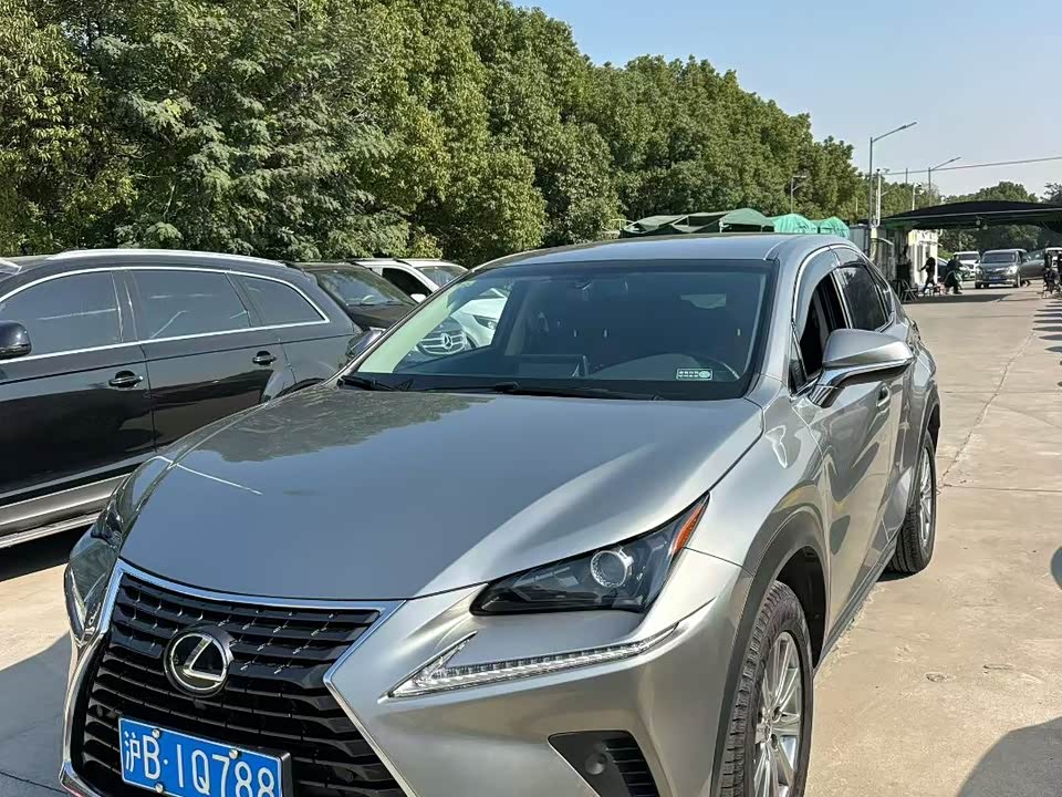 Lexus NX