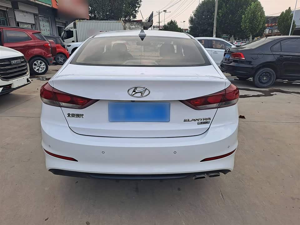 Hyundai Lead