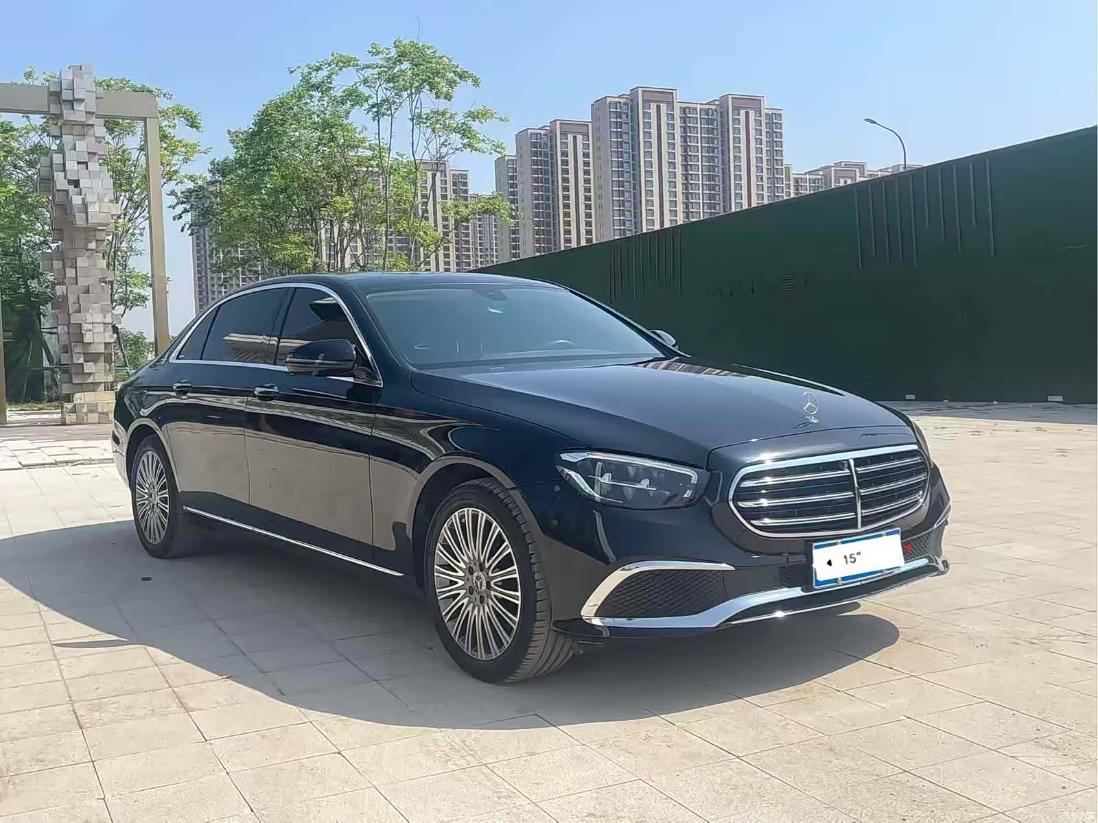 Mercedes-Benz E-Class, 2022 3