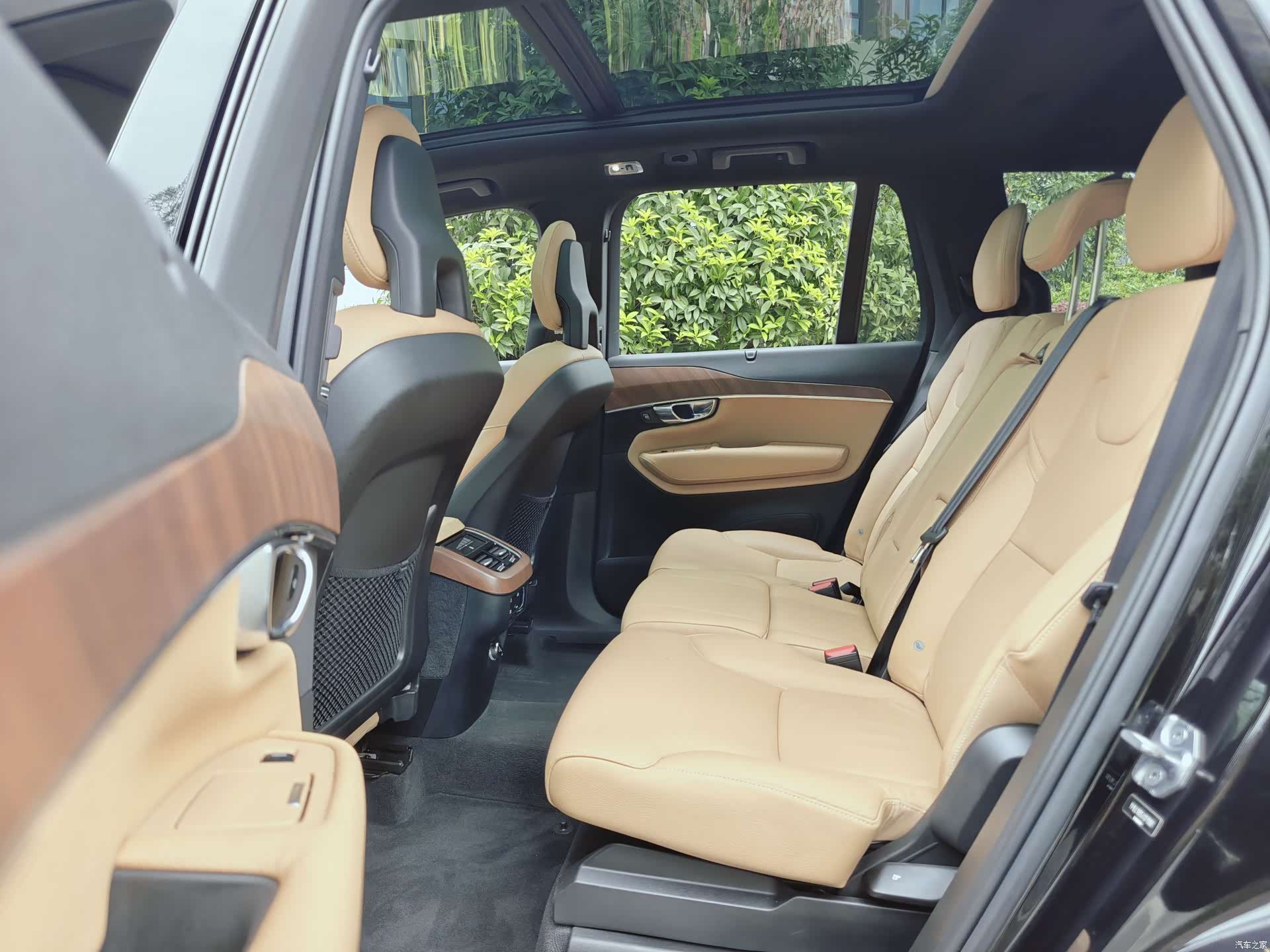 Volvo XC90, 2019 18