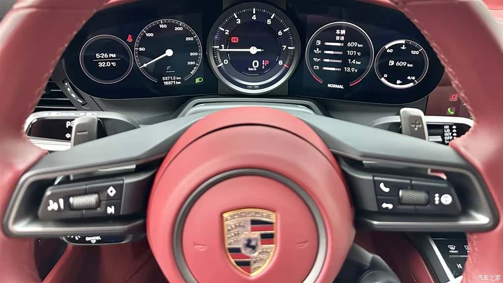 Porsche 911, 2025 14