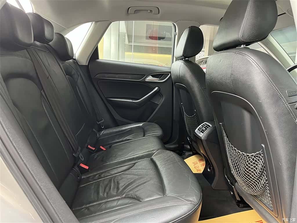 Audi Q3, 2013 7