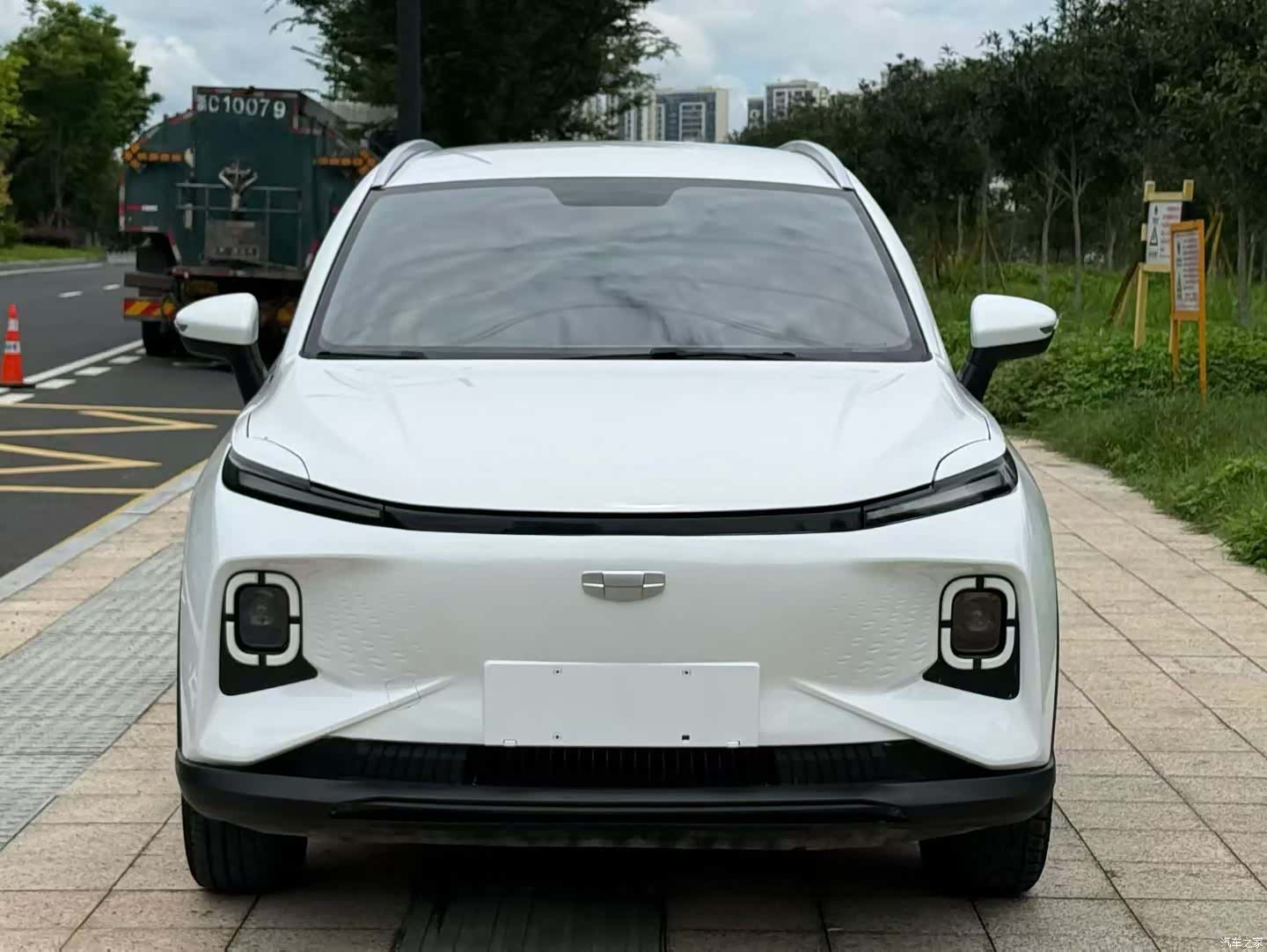 Geely E, 2023 2