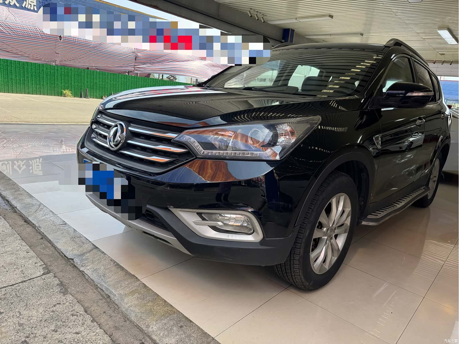 DongFeng AX7, 2015 1