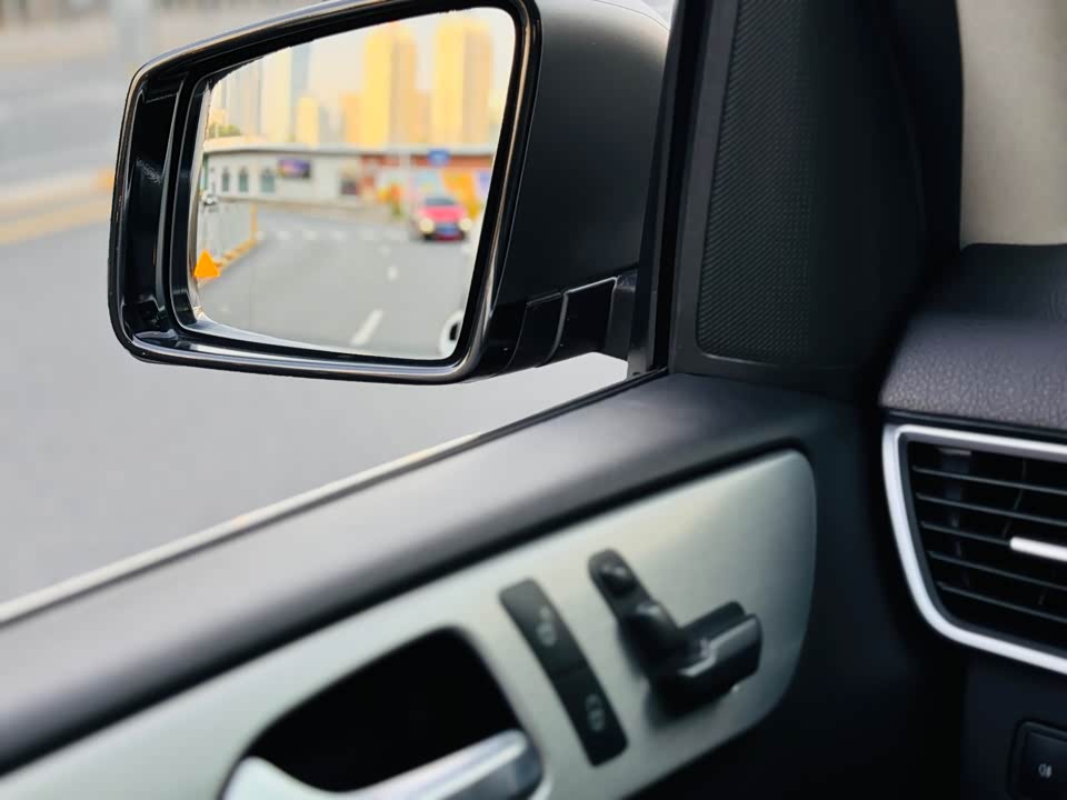 Mercedes-Benz M class