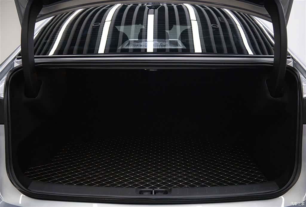 Nissan N7, 2025 7