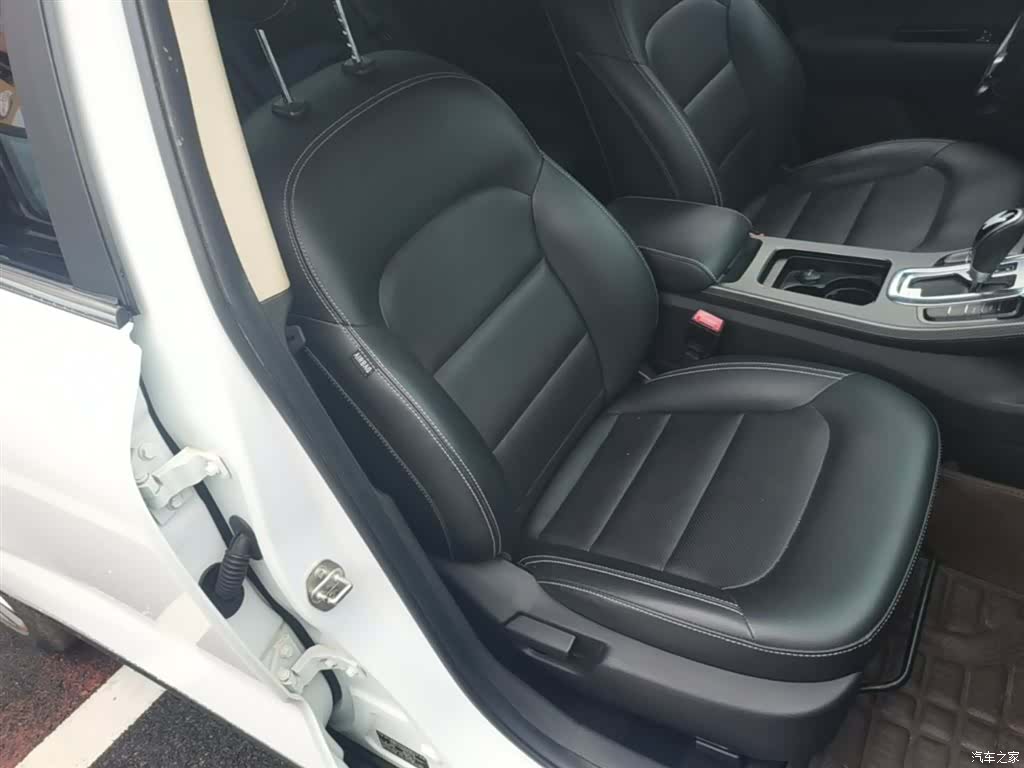 Geely Emgrand, 2017 25