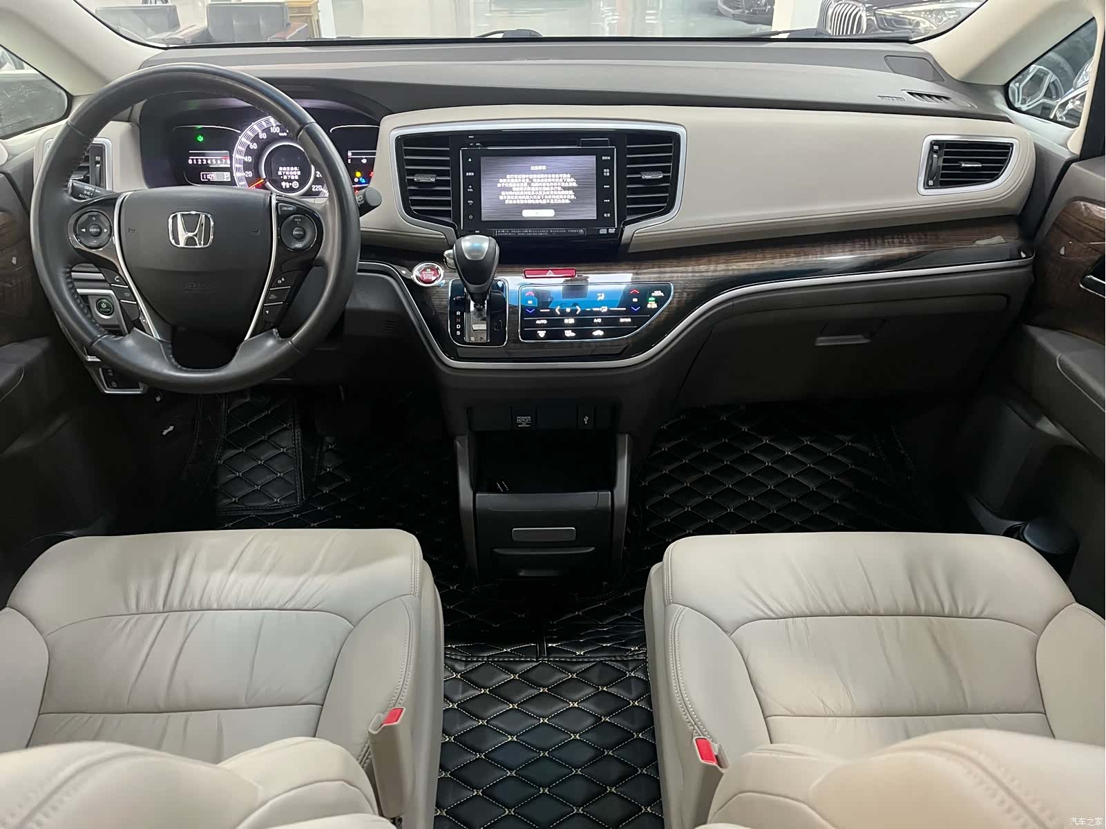 Honda Odyssey, 2017 13