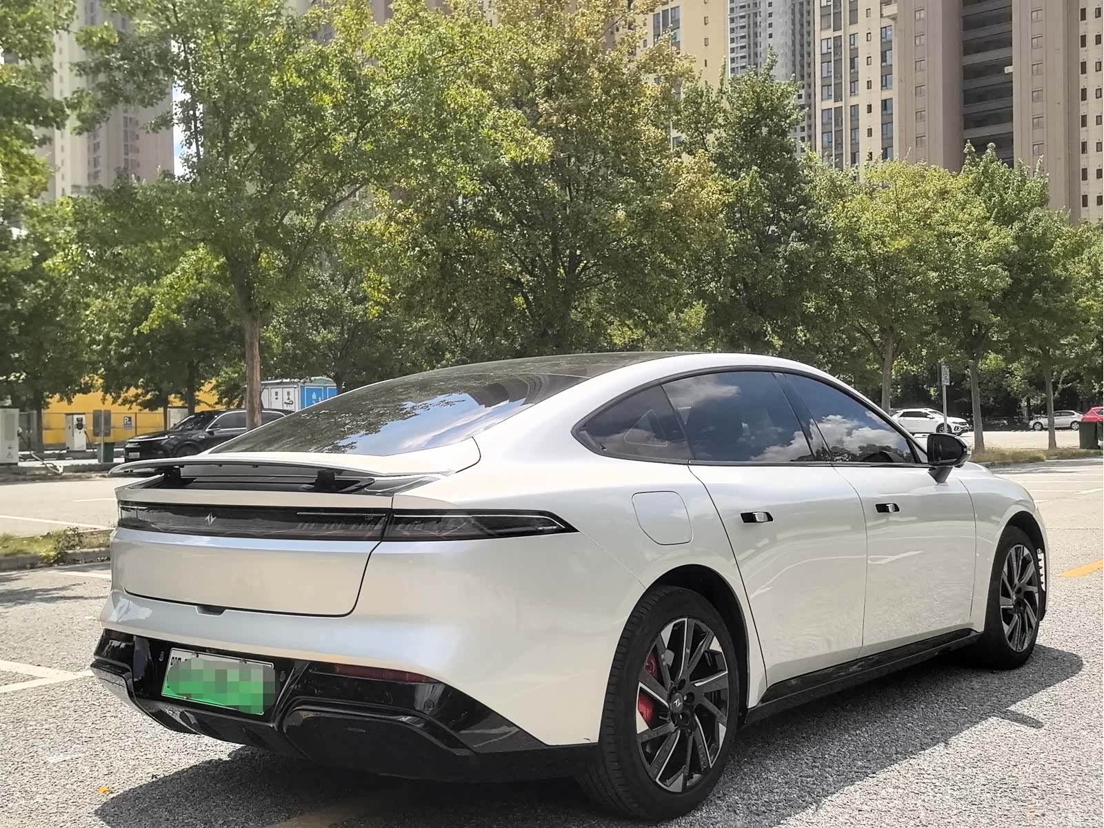 DongFeng eπ007, 2024 10