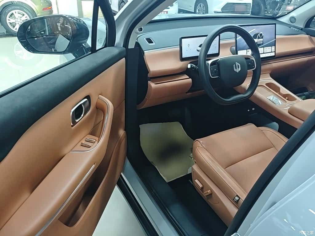 Leapmotor C10, 2025 16