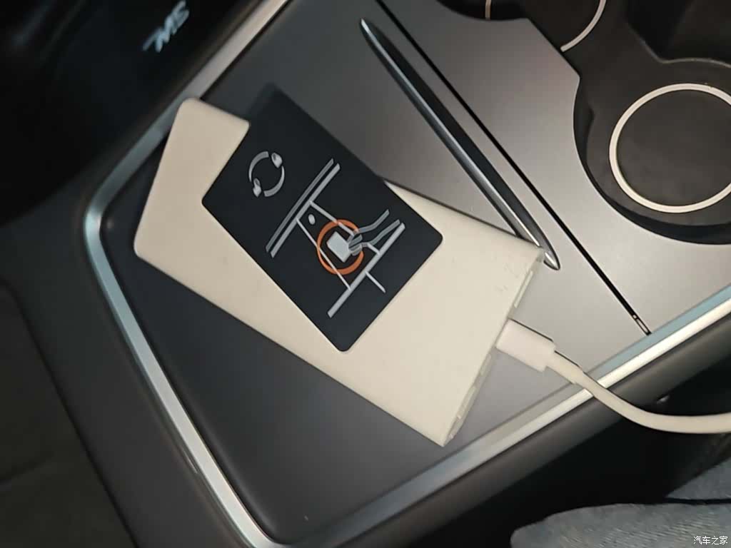 Tesla Model Y, 2022 9
