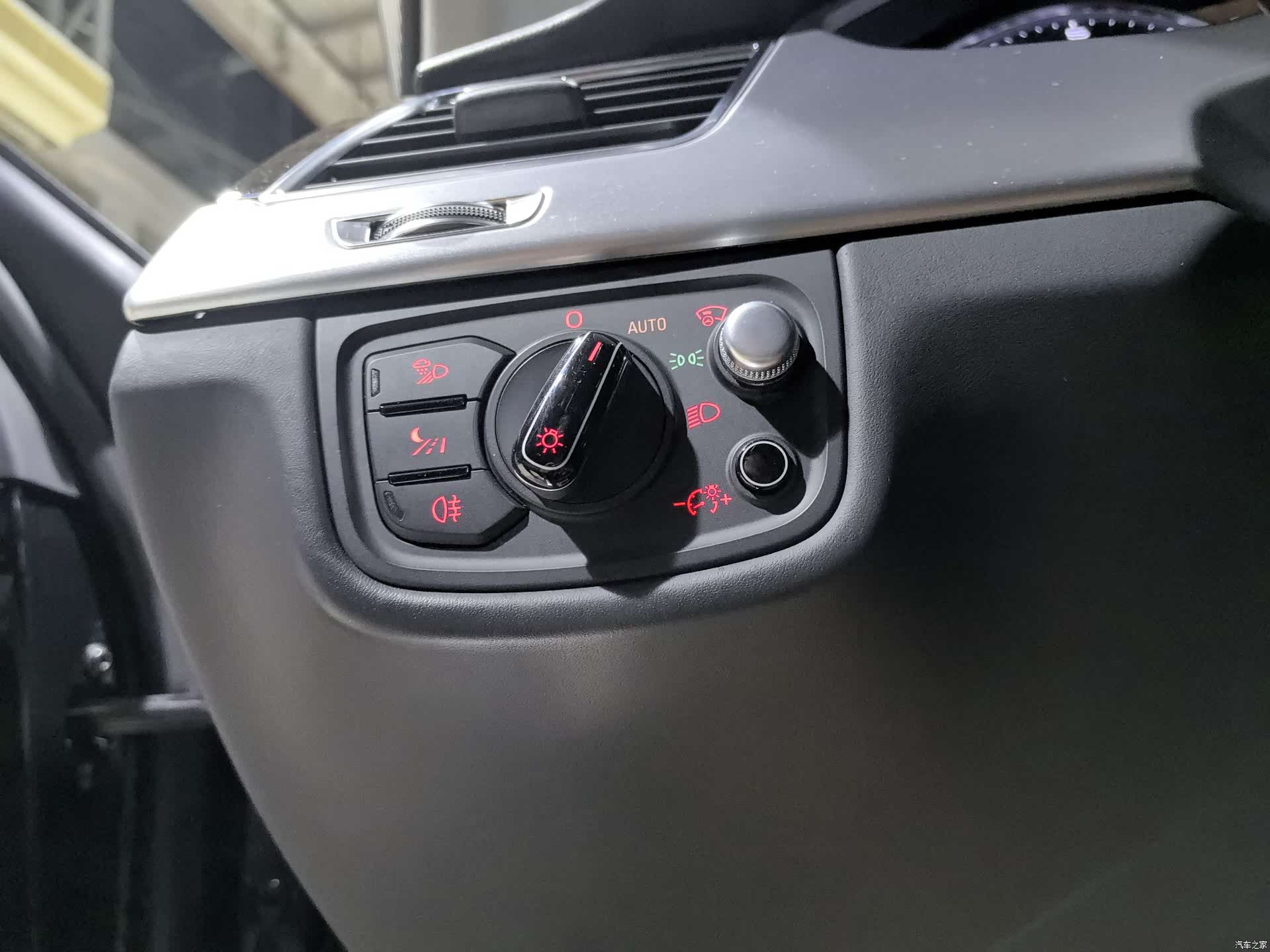Audi A8L, 2015 19