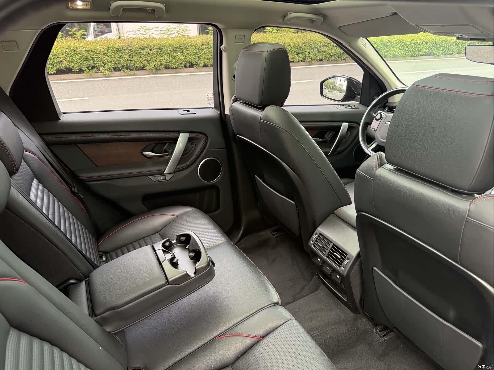 Land Rover Discovery, 2020 14