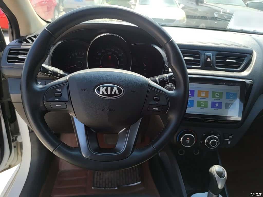 Kia K2, 2014 11
