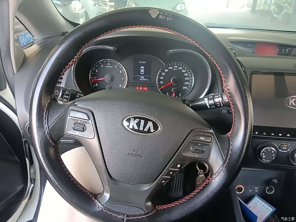Kia K3, 2015 11