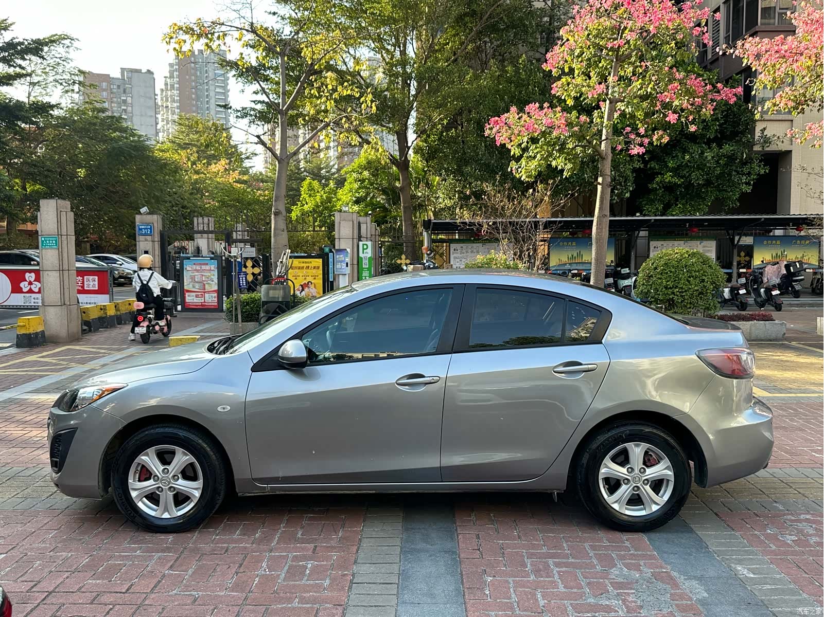 Mazda 3, 2011 6