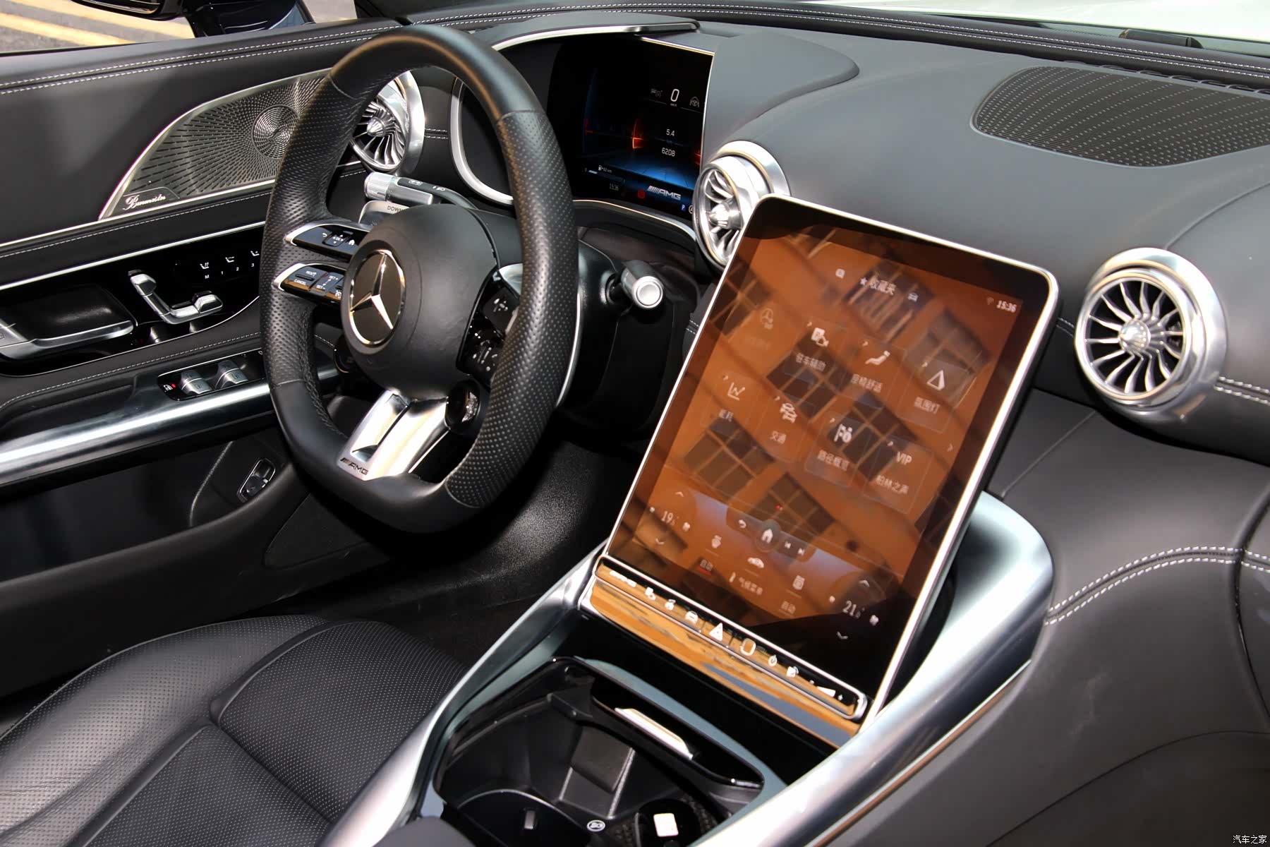 Mercedes-Benz SL, 2024 17