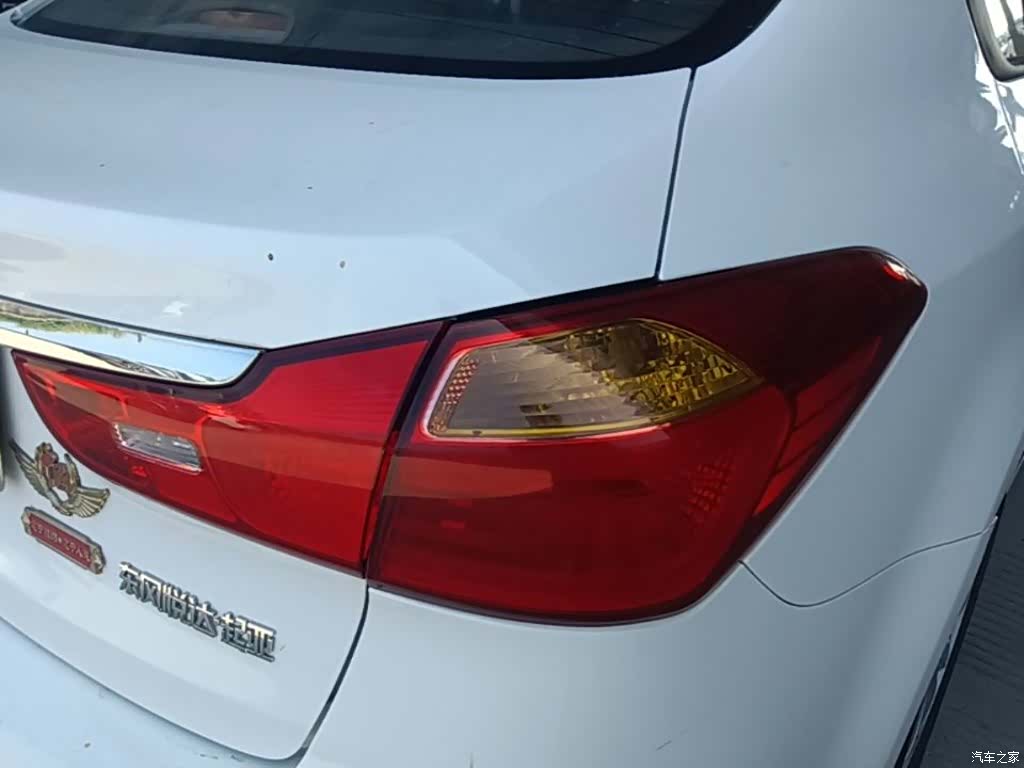 Kia K3, 2015 8