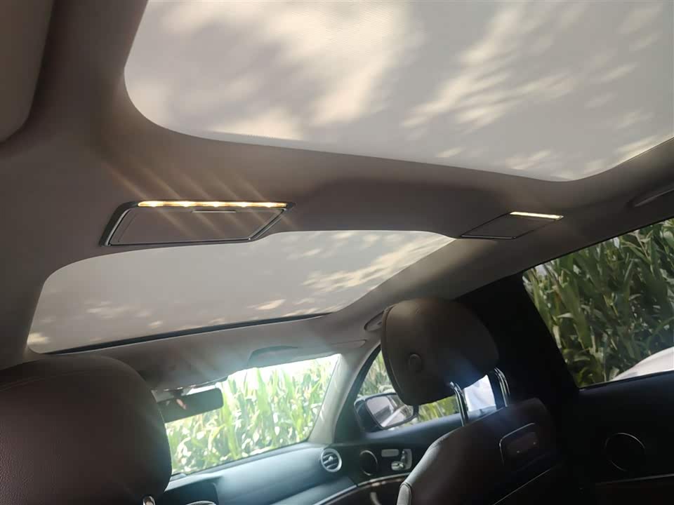 Mercedes-Benz E-class Mercedes-Benz E-class