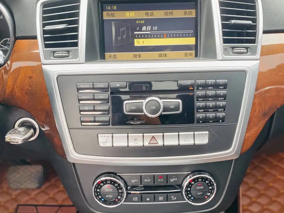 Mercedes-Benz M class