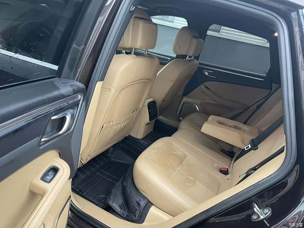 Porsche Macan, 2016 10