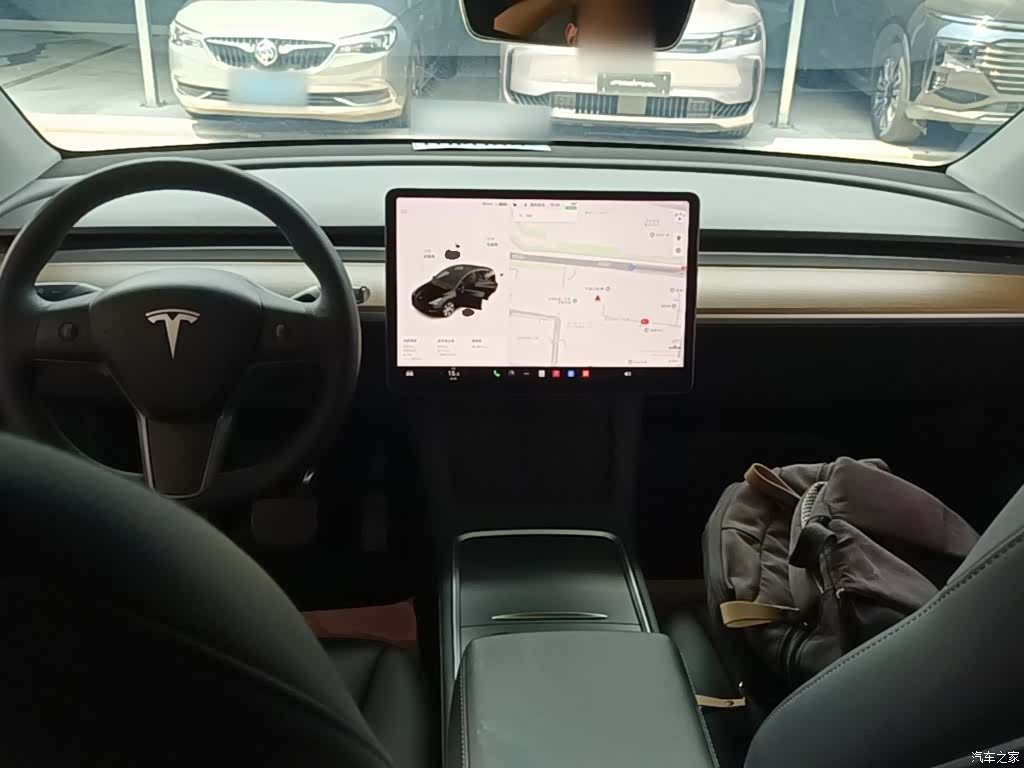 Tesla Model Y, 2021 10