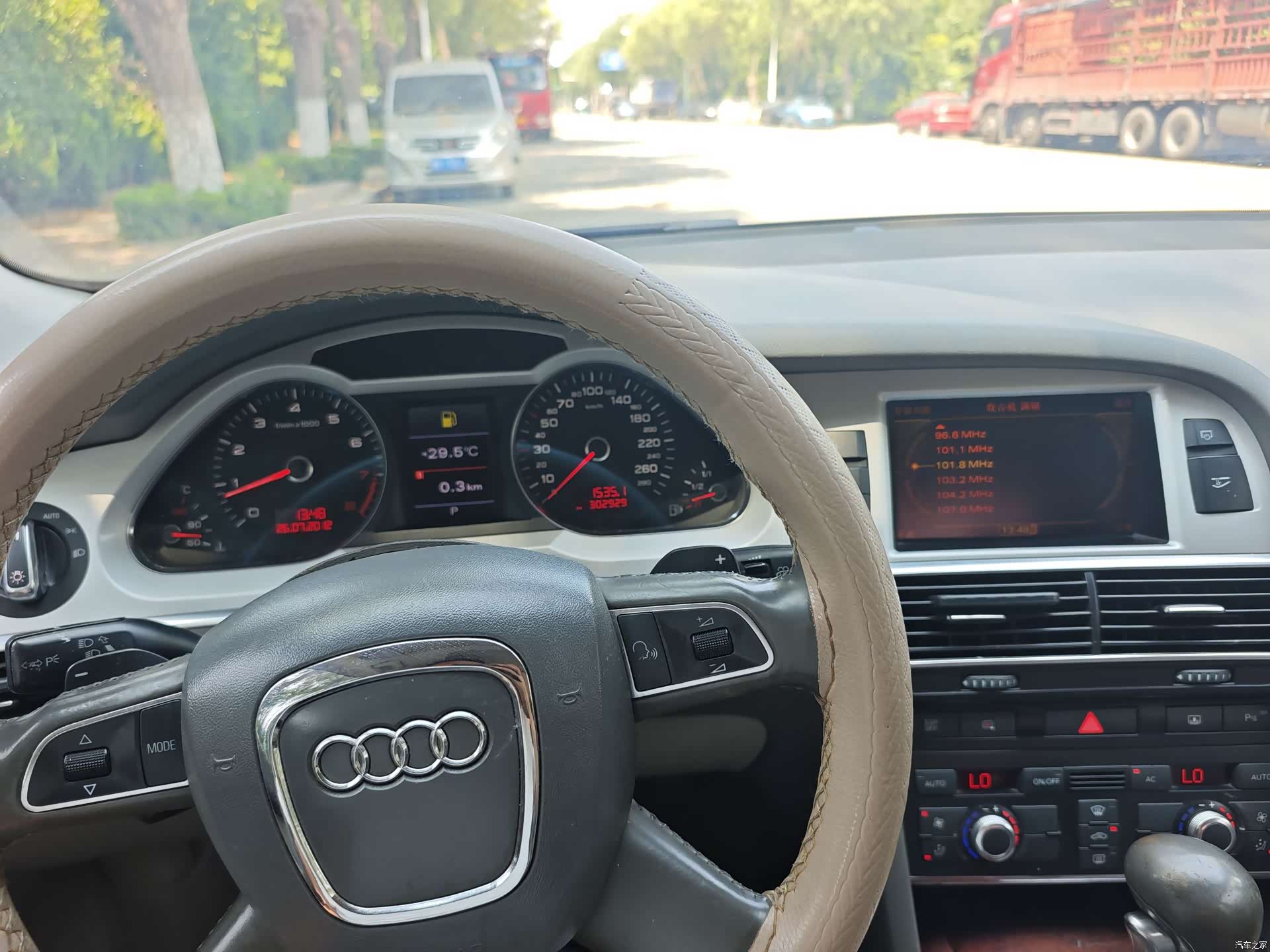 Audi A6L, 2009 9