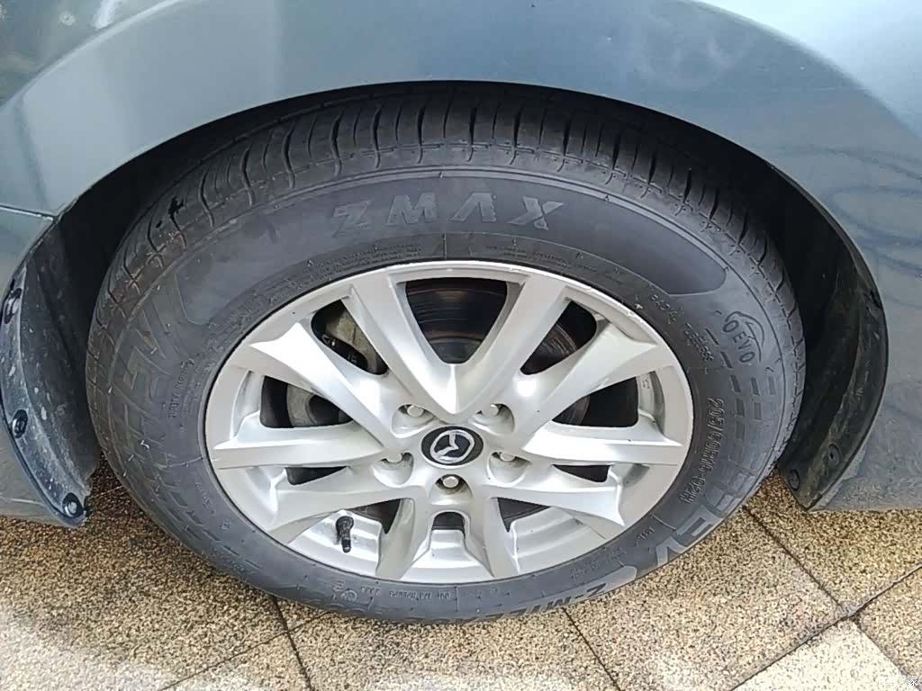 Mazda Mazda3, 2016 23