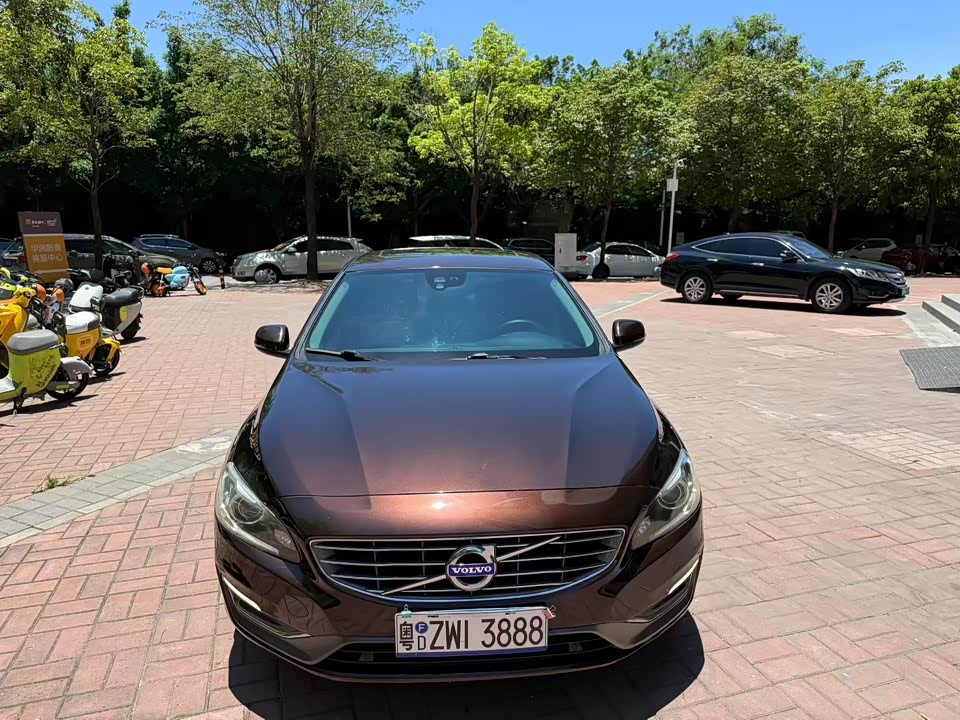 Volvo S60
