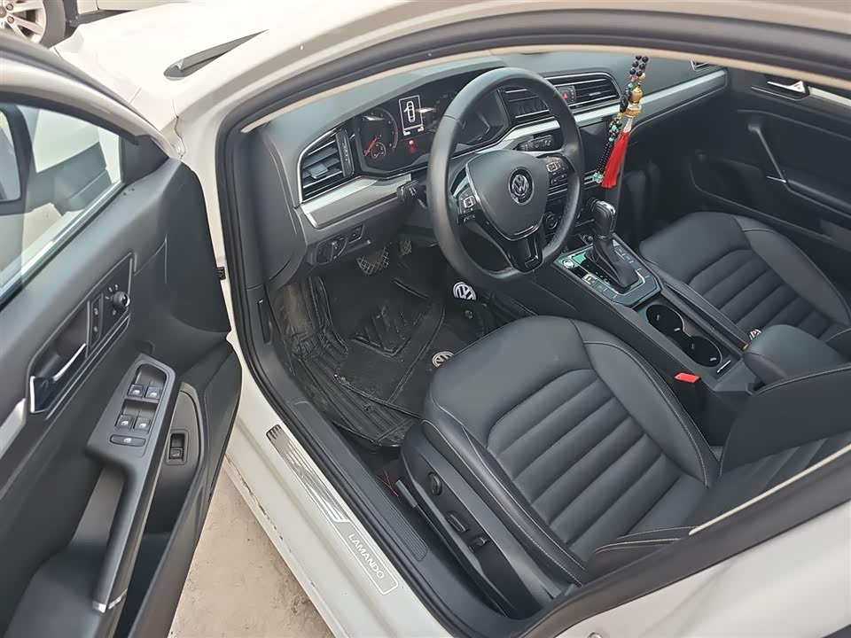 Volkswagen Lingdu
