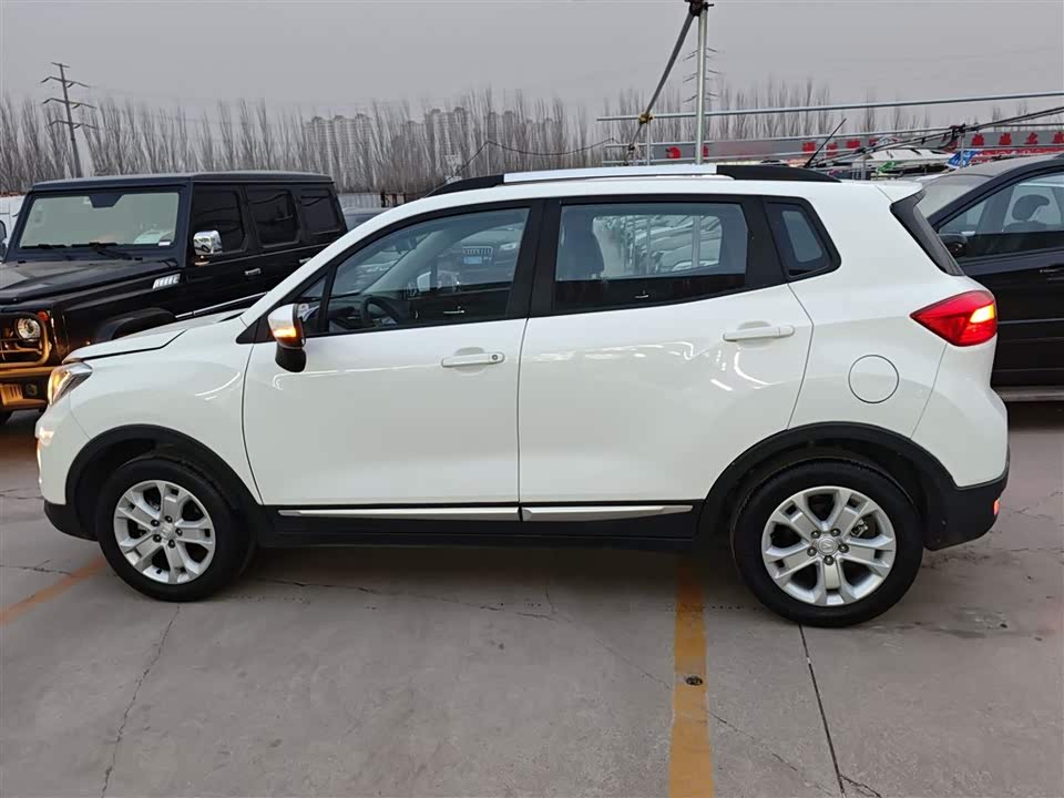 Changan CS15