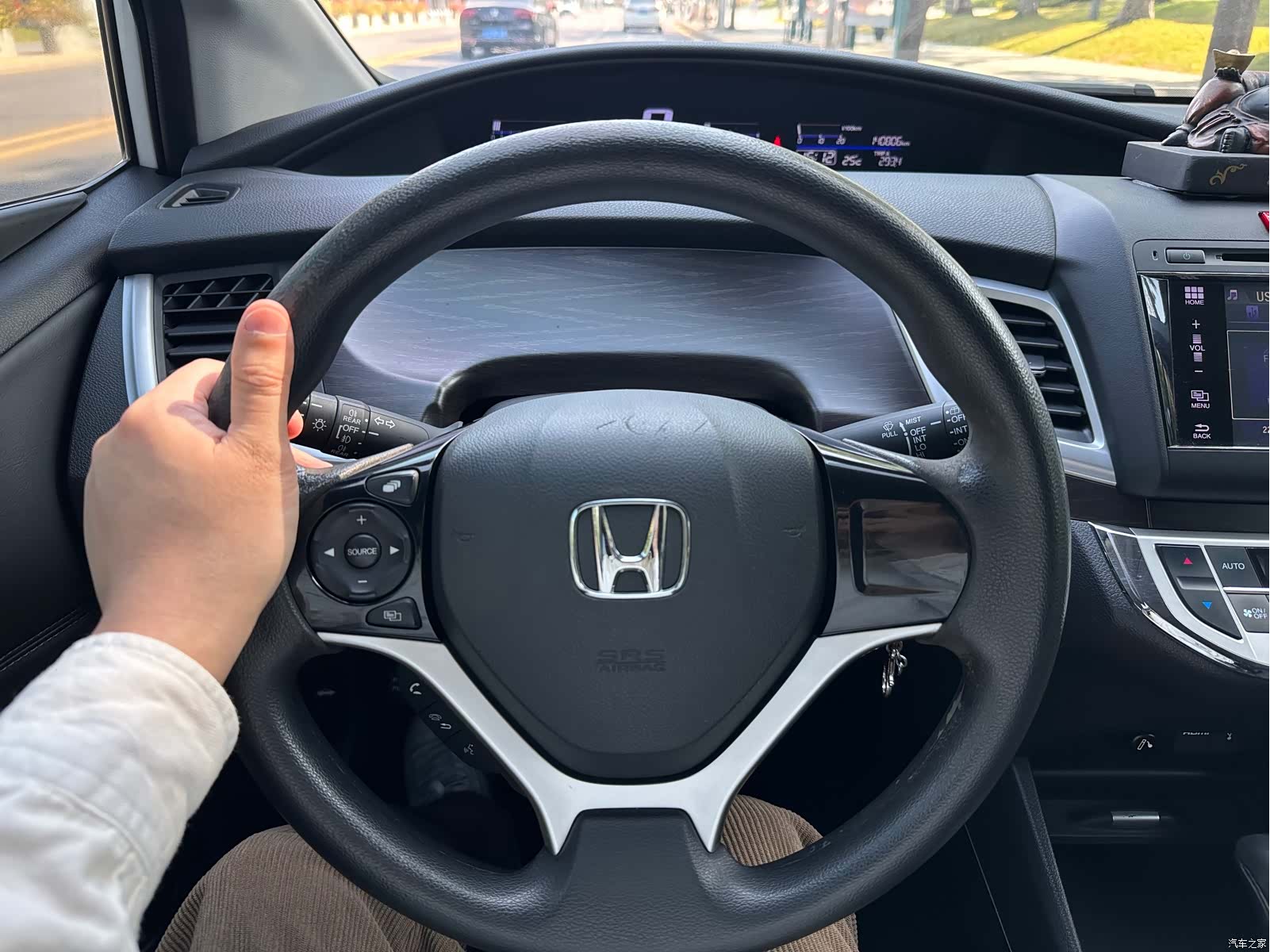 Honda Jade, 2014 34