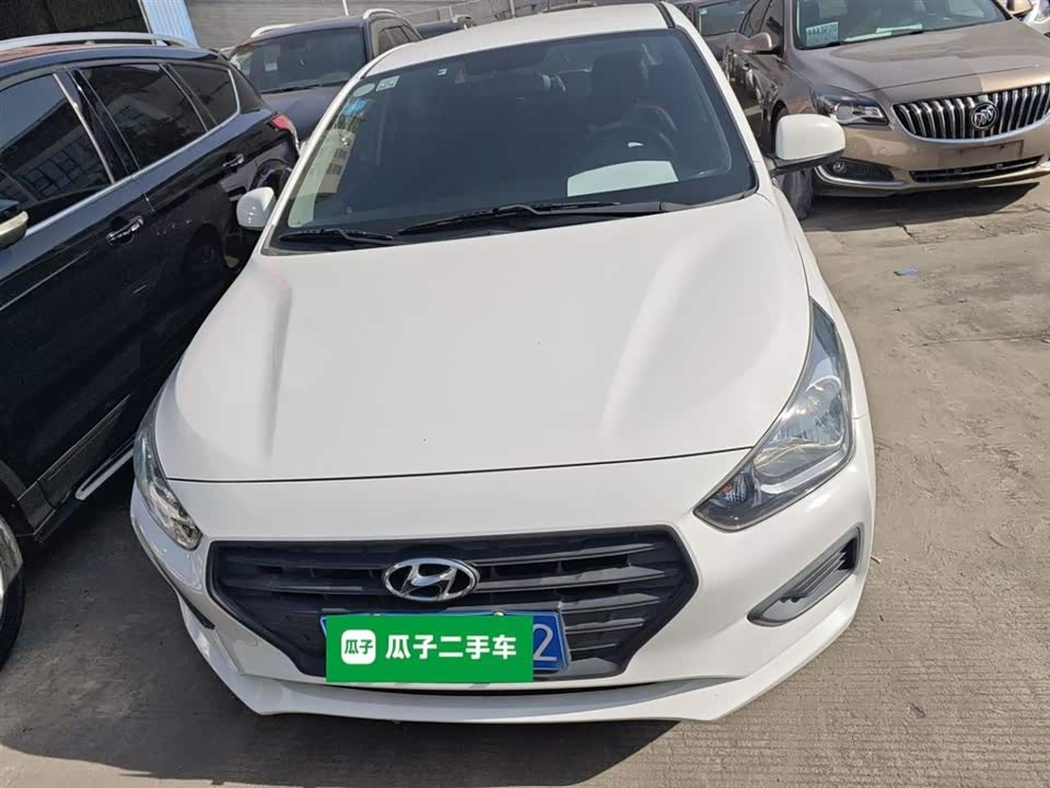 Hyundai Rena