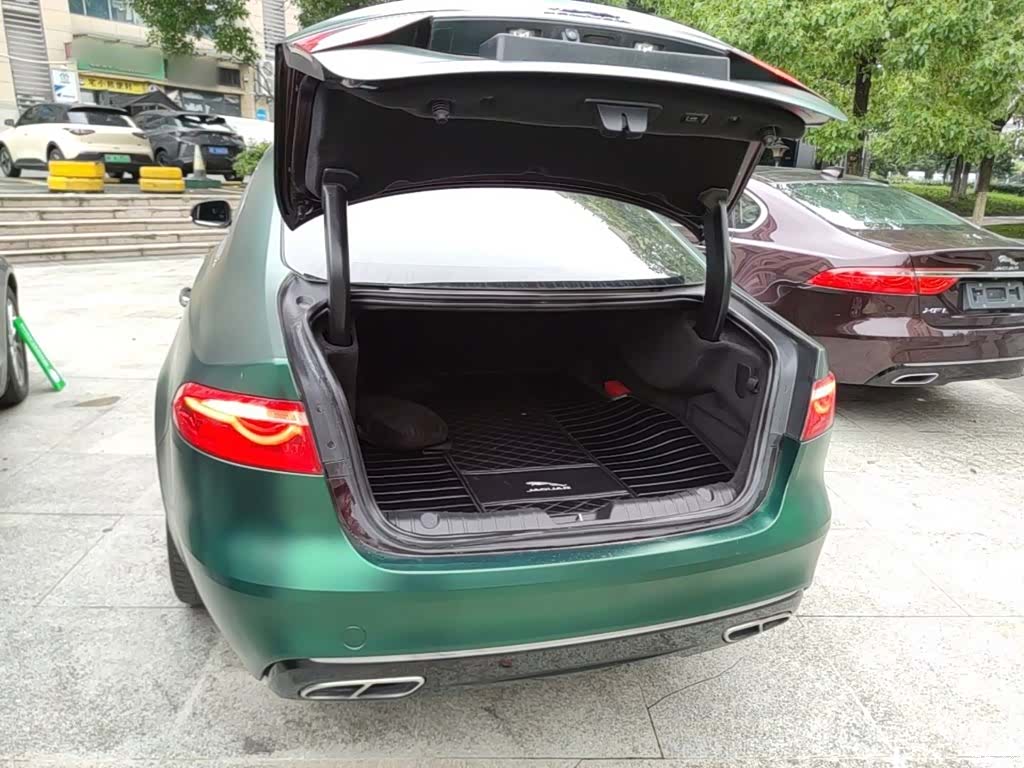 Land Rover XFL, 2017 12