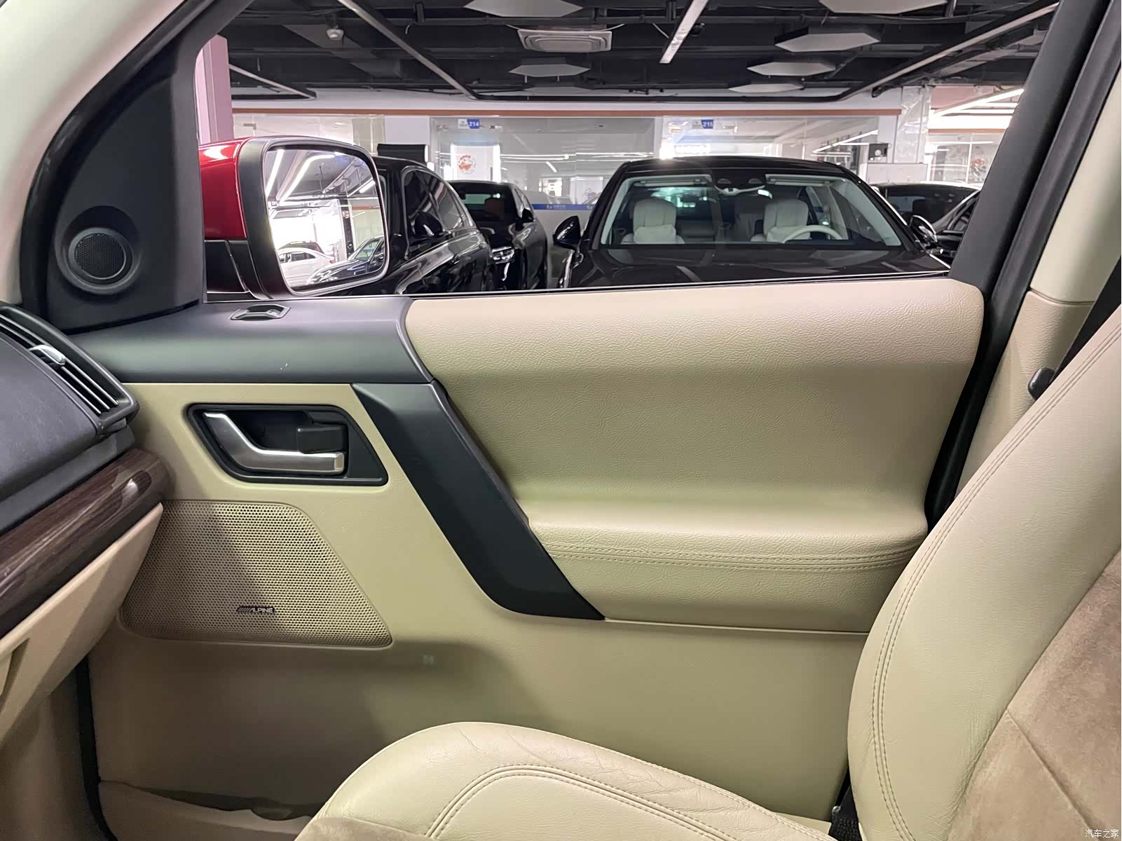 Land Rover 2, 2011 28