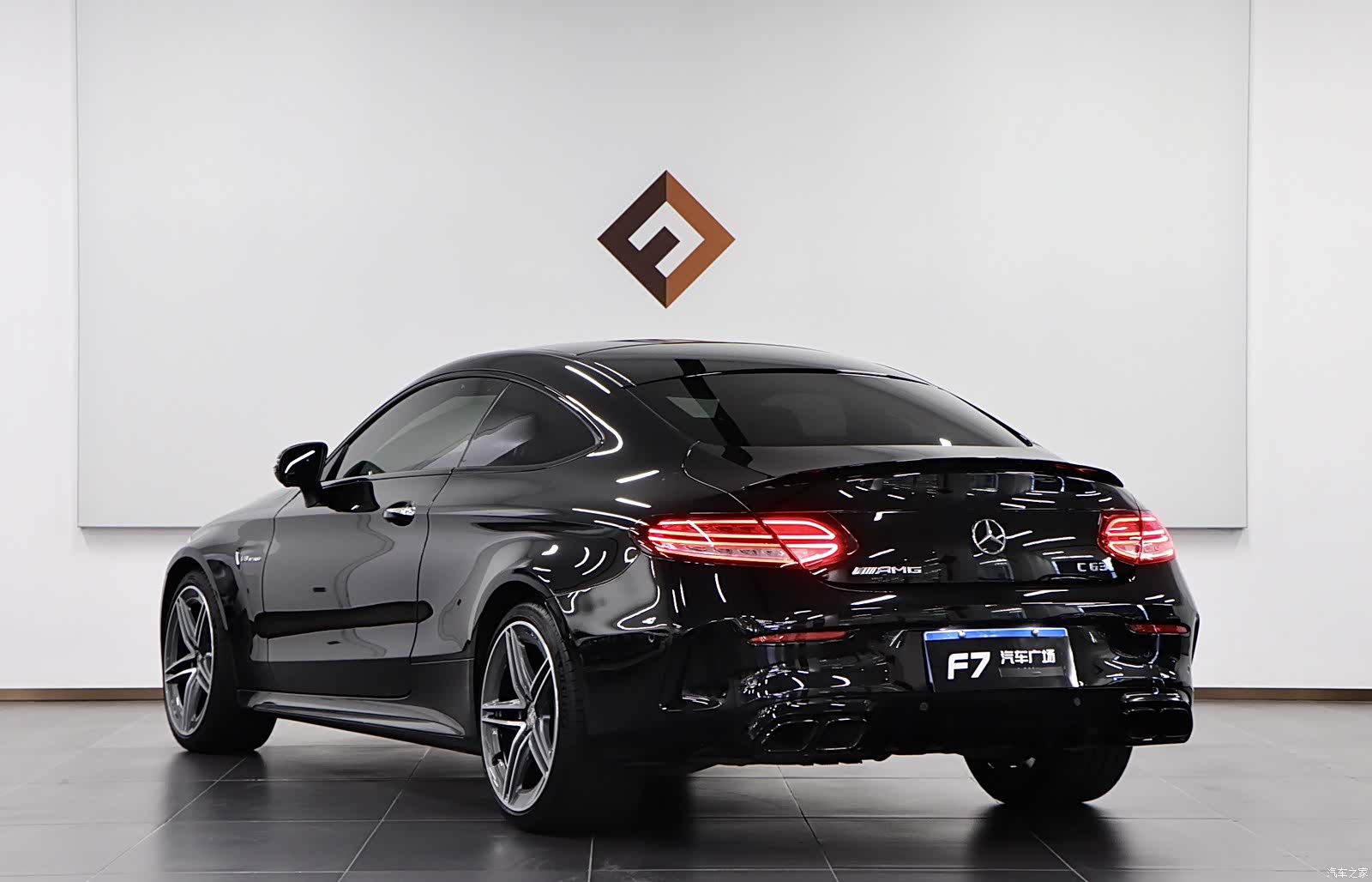 Mercedes-Benz C-Class, 2020 4