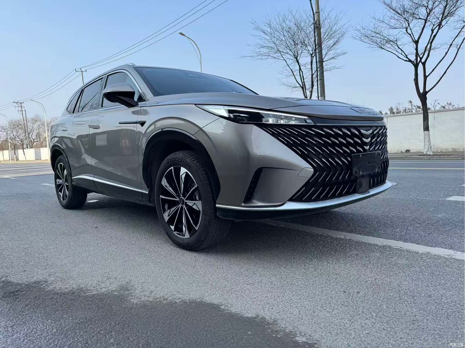 Roewe RX5, 2022 3