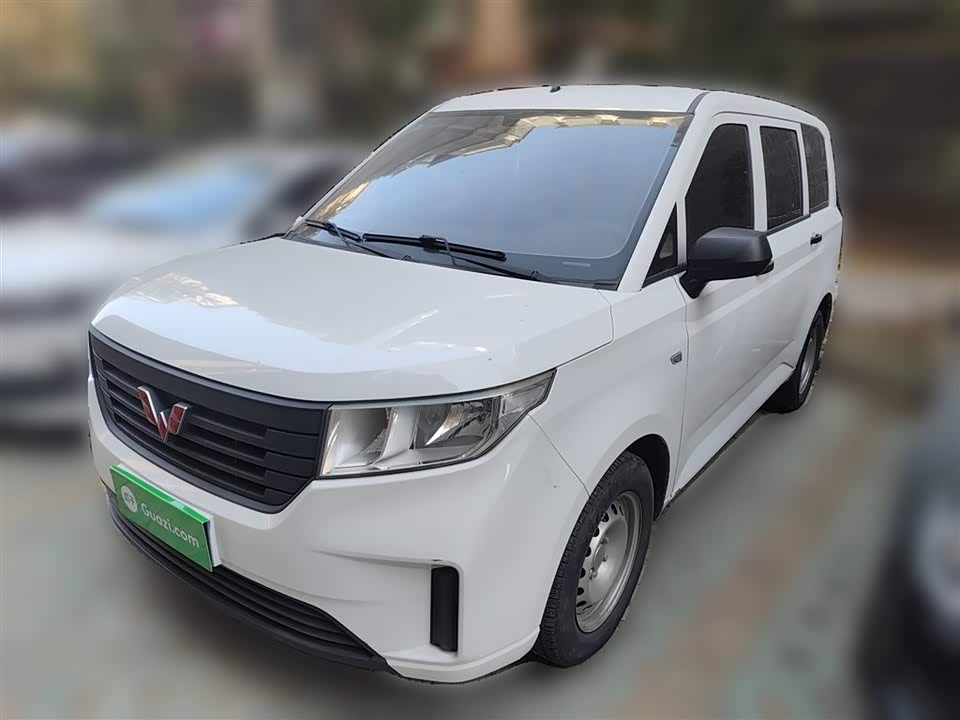 Wuling Wuling Hongguang PLUS